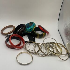 Elegant Multicolor Bangle Set